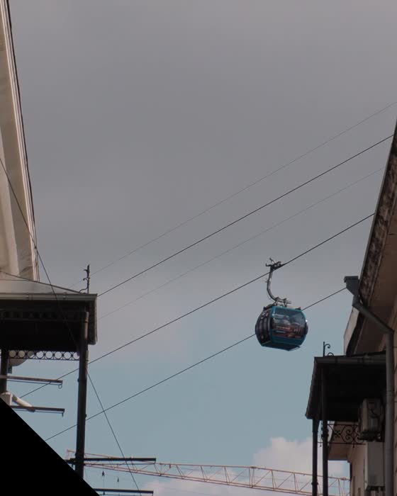 City 1, 4:5 (post)17 MBDownload